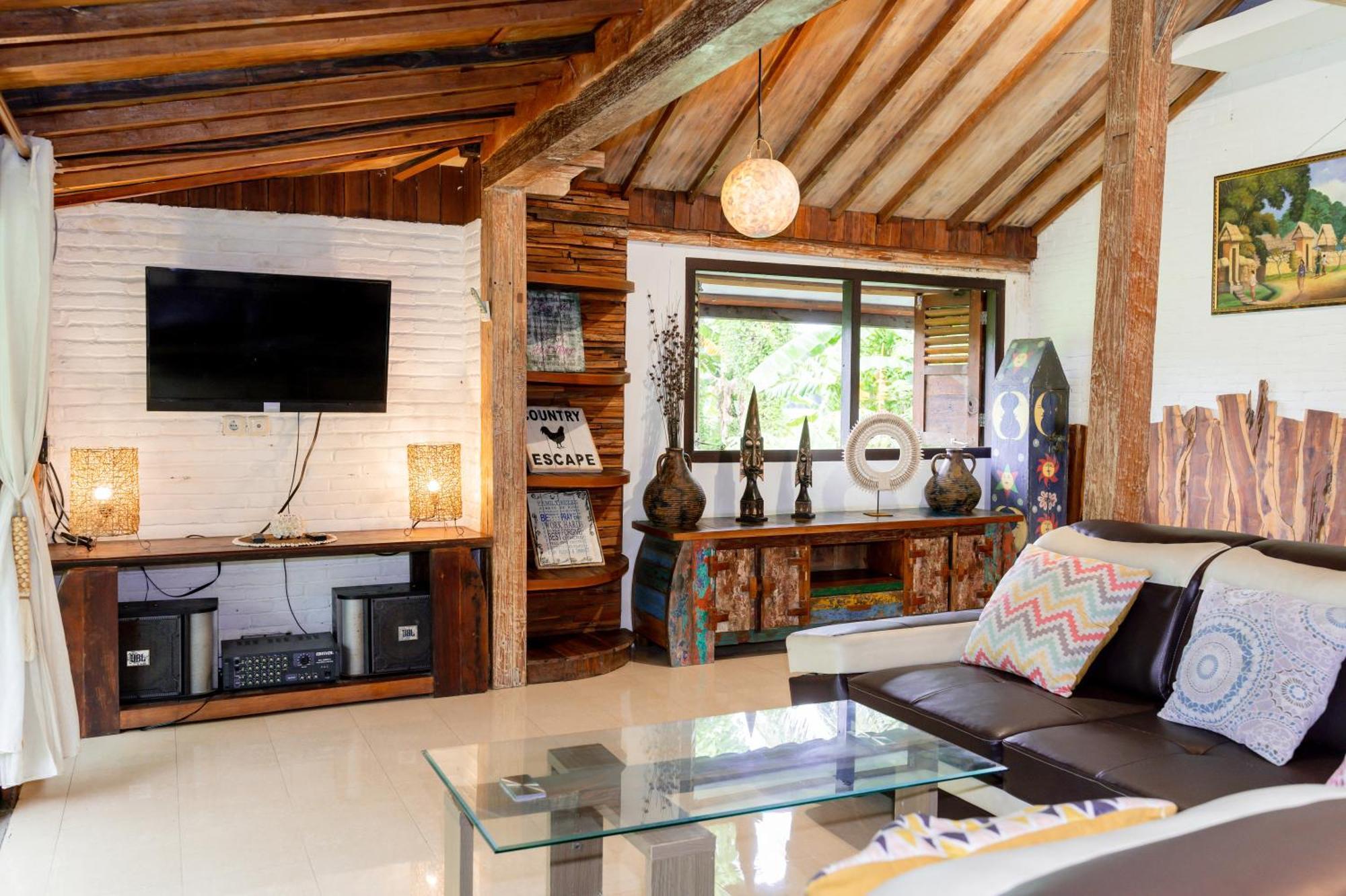 Puri Samaira Villa Tanjung  Bagian luar foto