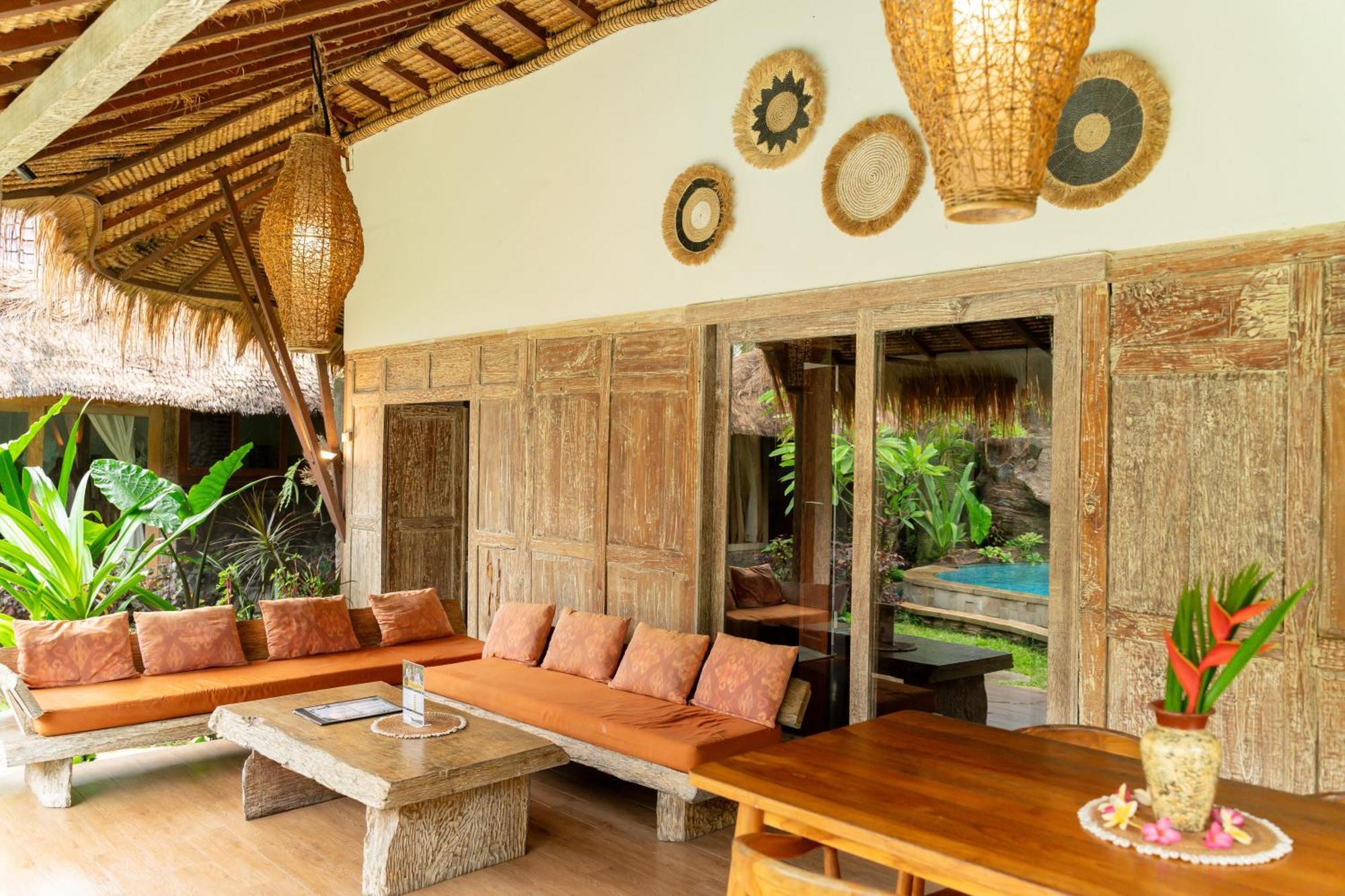 Puri Samaira Villa Tanjung  Bagian luar foto