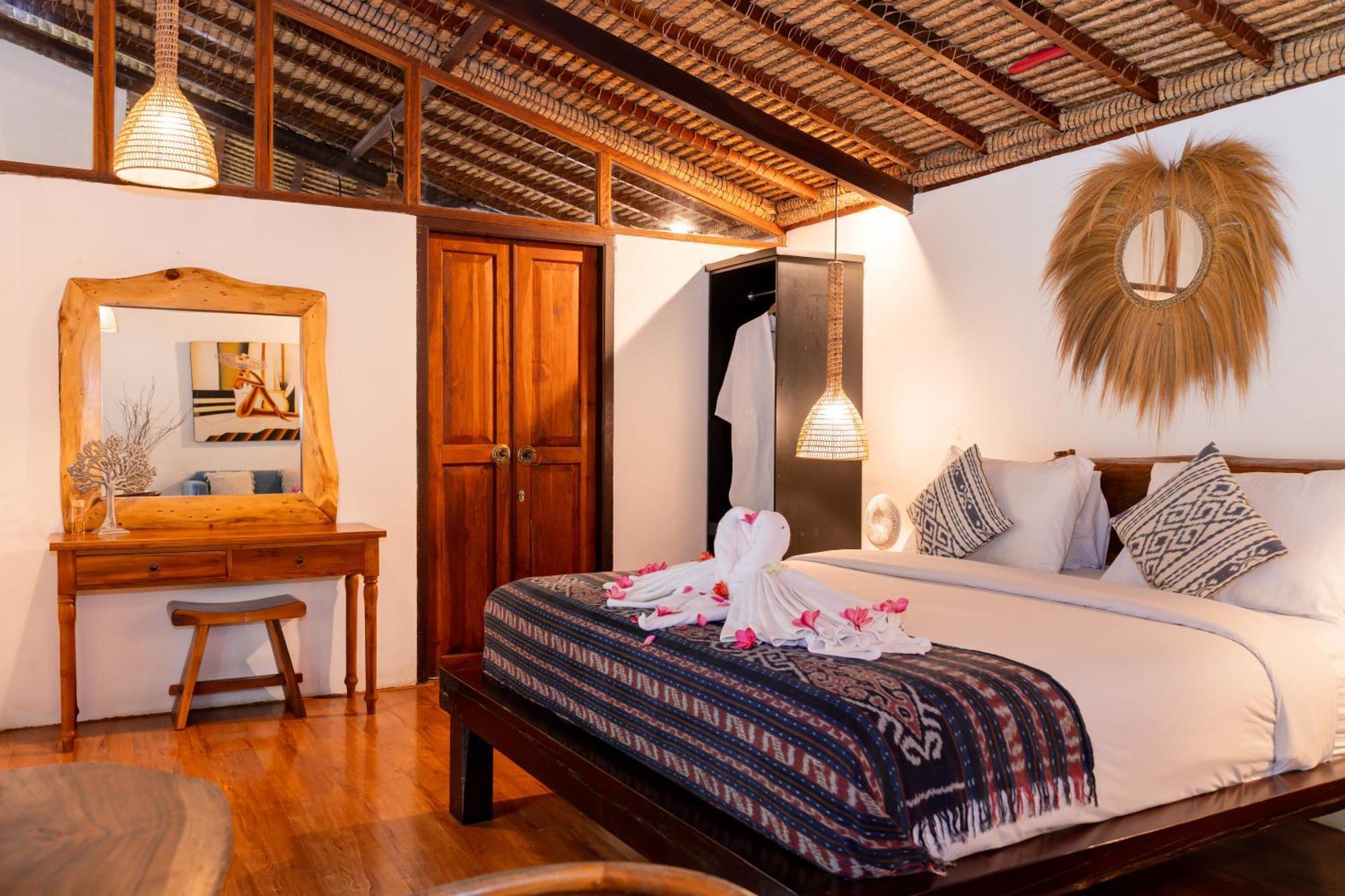 Puri Samaira Villa Tanjung  Bagian luar foto